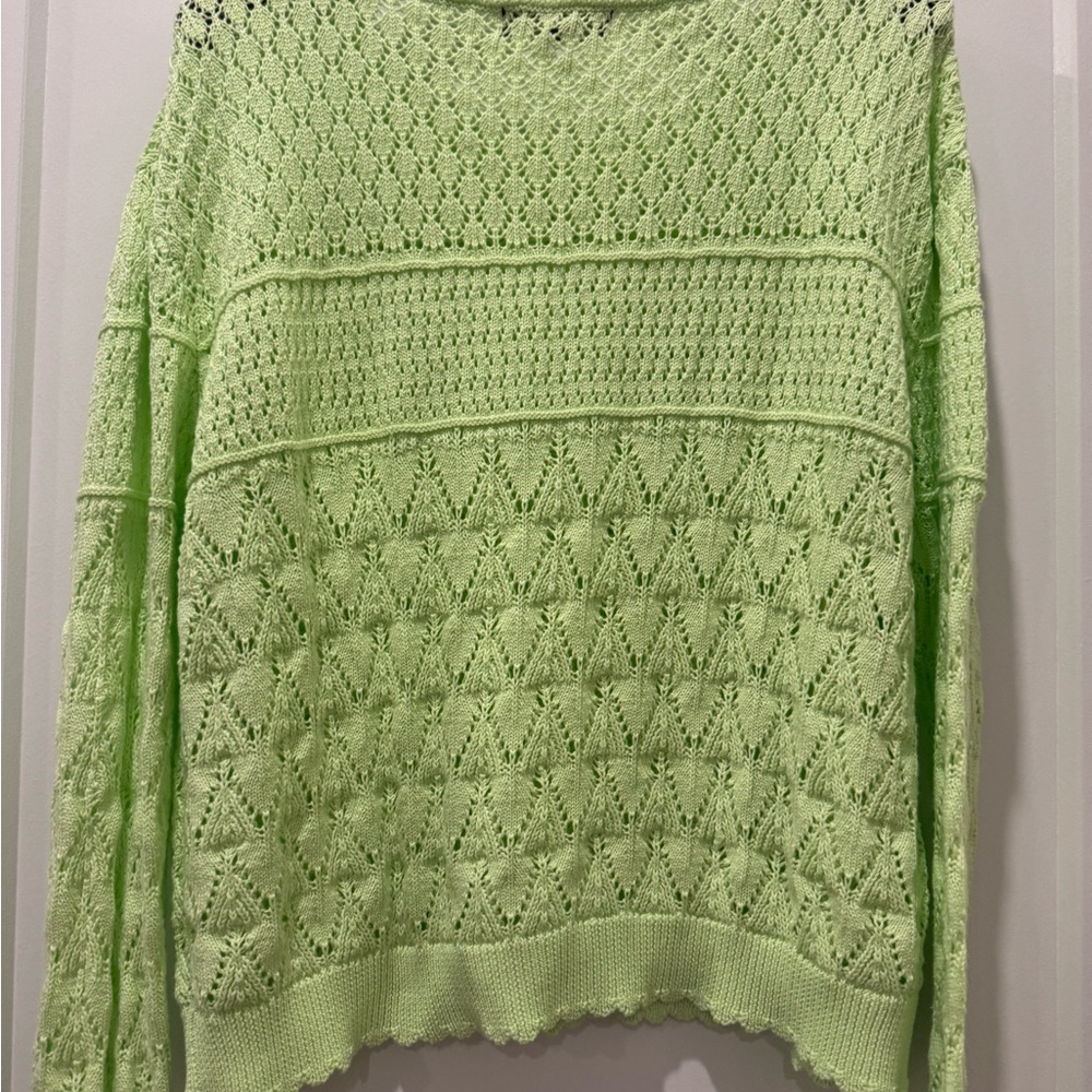 Central Park West Green Crew Neck Sweater with Intricate Knit Patterns